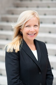 Amanda Louise Quirke Hand