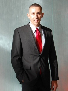 Carlos M Davila