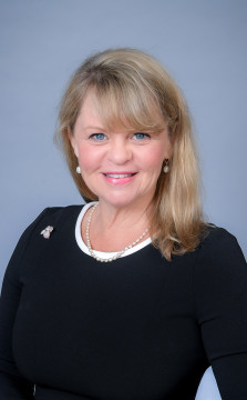 Lisa Thompson Barnes