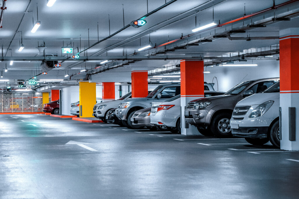 Florida HOA parking rules with cars in a parking garage